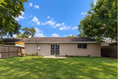 3719 Heatherbrook Drive, Houston, TX 77045 - Photo 21