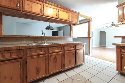 3719 Heatherbrook Drive, Houston, TX 77045 - Photo 5