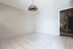 3719 Heatherbrook Dr, Houston, TX 77045 - Photo 9