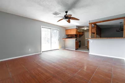 3719 Heatherbrook Drive, Houston, TX 77045 - Photo 7