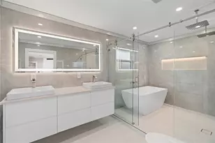 9203 Kapri Ln, Houston, TX 77025 - Photo 27