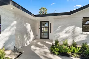 9203 Kapri Ln, Houston, TX 77025 - Photo 3