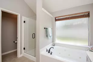 7218 Fall Creek Bend, Humble, TX 77396 - Photo 29