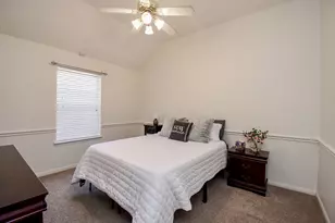 7218 Fall Creek Bend, Humble, TX 77396 - Photo 35
