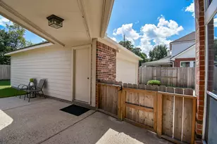 7218 Fall Creek Bend, Humble, TX 77396 - Photo 39