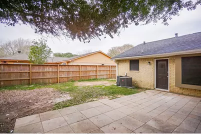 2711 Pheasant Creek Drive, Sugar Land, TX 77498 - Photo 25