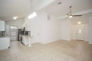 2711 Pheasant Creek Dr, Sugar Land, TX 77498 - Photo 9