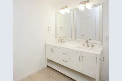 2711 Pheasant Creek Drive, Sugar Land, TX 77498 - Photo 21
