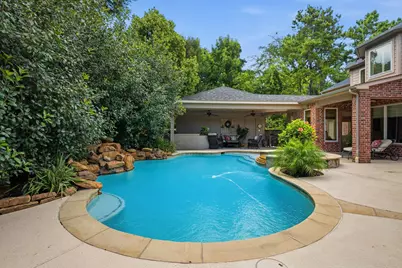 1319 Regal Shores Court, Kingwood, TX 77345 - Photo 11