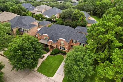 1319 Regal Shores Court, Kingwood, TX 77345 - Photo 3