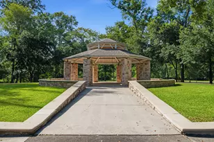 1319 Regal Shores Ct, Kingwood, TX 77345 - Photo 47