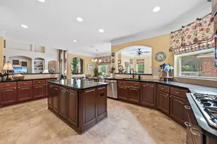 1319 Regal Shores Ct, Kingwood, TX 77345 - Photo 29