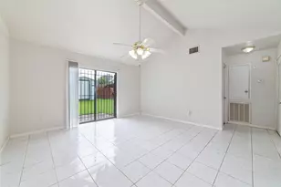10406 Sagestar Ln, Houston, TX 77089 - Photo 5