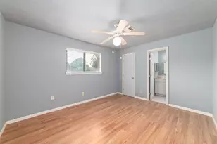 10406 Sagestar Ln, Houston, TX 77089 - Photo 11