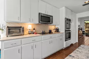 201 Vanderpool Ln, Houston, TX 77024 - Photo 15