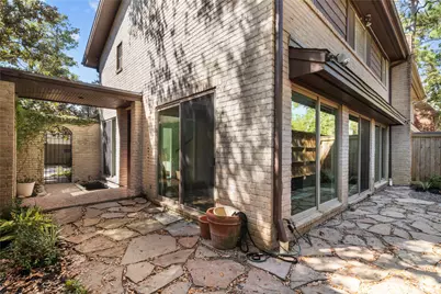 201 Vanderpool Lane #103, Houston, TX 77024 - Photo 5