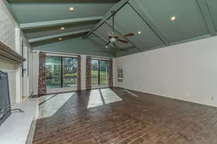 20 Amherst Ct, Conroe, TX 77304 - Photo 15