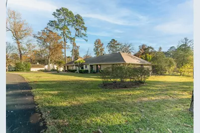 20 Amherst Court, Conroe, TX 77304 - Photo 5