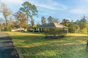 20 Amherst Ct, Conroe, TX 77304 - Photo 5