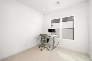 2408 Gray St, Houston, TX 77003 - Photo 17