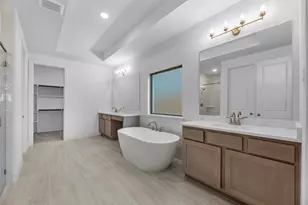 7225 Texas Wrangler Dr, League City, TX 77546 - Photo 11
