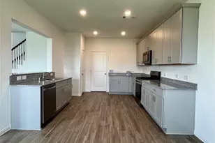 1040 Greenshank Dr, Katy, TX 77493 - Photo 5