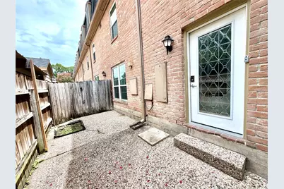 359 N Post Oak Lane #118, Houston, TX 77024 - Photo 31