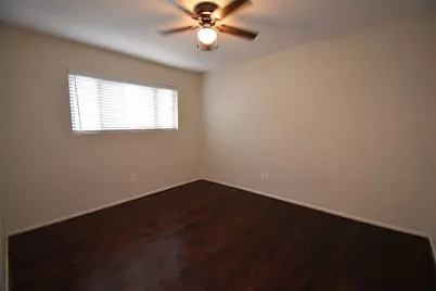 429 Sunset Drive, Dickinson, TX 77539 - Photo 7