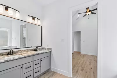 18060 Brennie Bird Lane, Conroe, TX 77302 - Photo 25