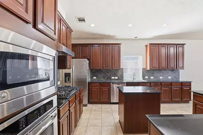 30615 Winlock Trails Dr, Spring, TX 77386 - Photo 7
