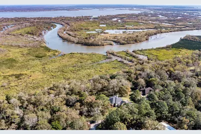 507 Oaks Grande Road, Baytown, TX 77523 - Photo 39