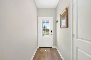 8215 Vanilla Orchid Dr, Houston, TX 77016 - Photo 5