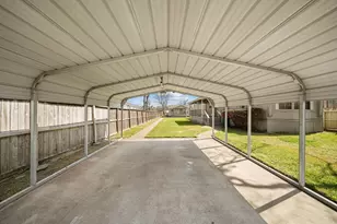 2611 1/2 Violet St, Pasadena, TX 77503 - Photo 5