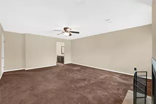 9800 Pagewood Ln, Houston, TX 77042 - Photo 23