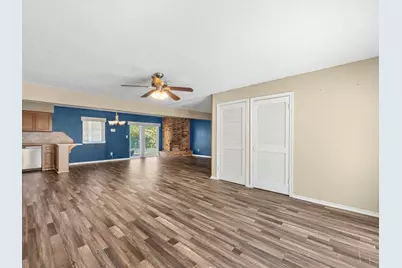 412 Northwood Drive, Conroe, TX 77303 - Photo 5