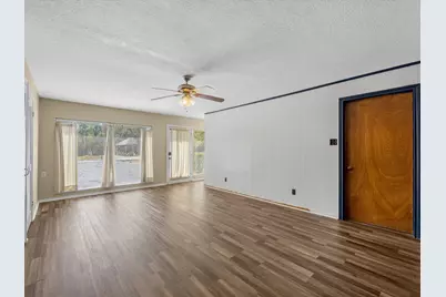 412 Northwood Drive, Conroe, TX 77303 - Photo 7