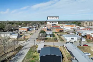 207 S Hill St, Caldwell, TX 77836 - Photo 25