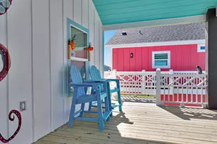 1992 Pedregal Dr, Crystal Beach, TX 77650 - Photo 11