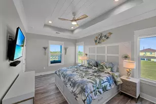 1992 Pedregal Dr, Crystal Beach, TX 77650 - Photo 43