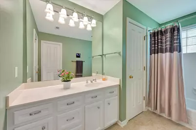 3806 Canyon Bluff Court, Houston, TX 77059 - Photo 41