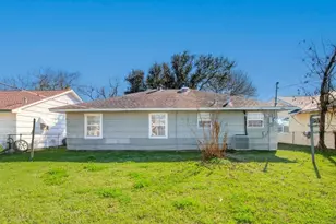 714 W 7th St, Freeport, TX 77541 - Photo 27