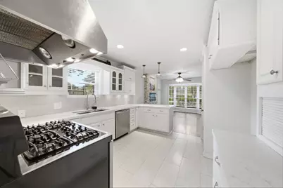8102 Durklyn Lane, Houston, TX 77070 - Photo 15