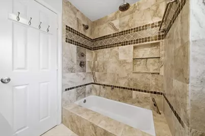 8102 Durklyn Lane, Houston, TX 77070 - Photo 27