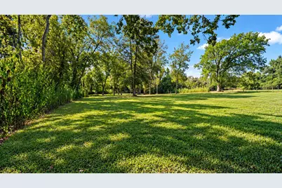 1310 Bridge Street, Brenham, TX 77833 - Photo 29
