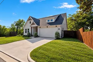 1310 Bridge St, Brenham, TX 77833 - Photo 5