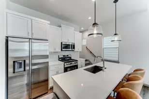737 N Emile St, Houston, TX 77020 - Photo 19