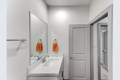 737 N Emile Street, Houston, TX 77020 - Photo 9