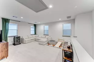 737 N Emile St, Houston, TX 77020 - Photo 31