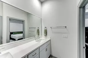 737 N Emile St, Houston, TX 77020 - Photo 27