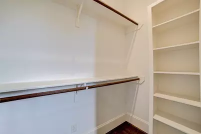 1010 Savannah Cedar Lane, Houston, TX 77043 - Photo 33